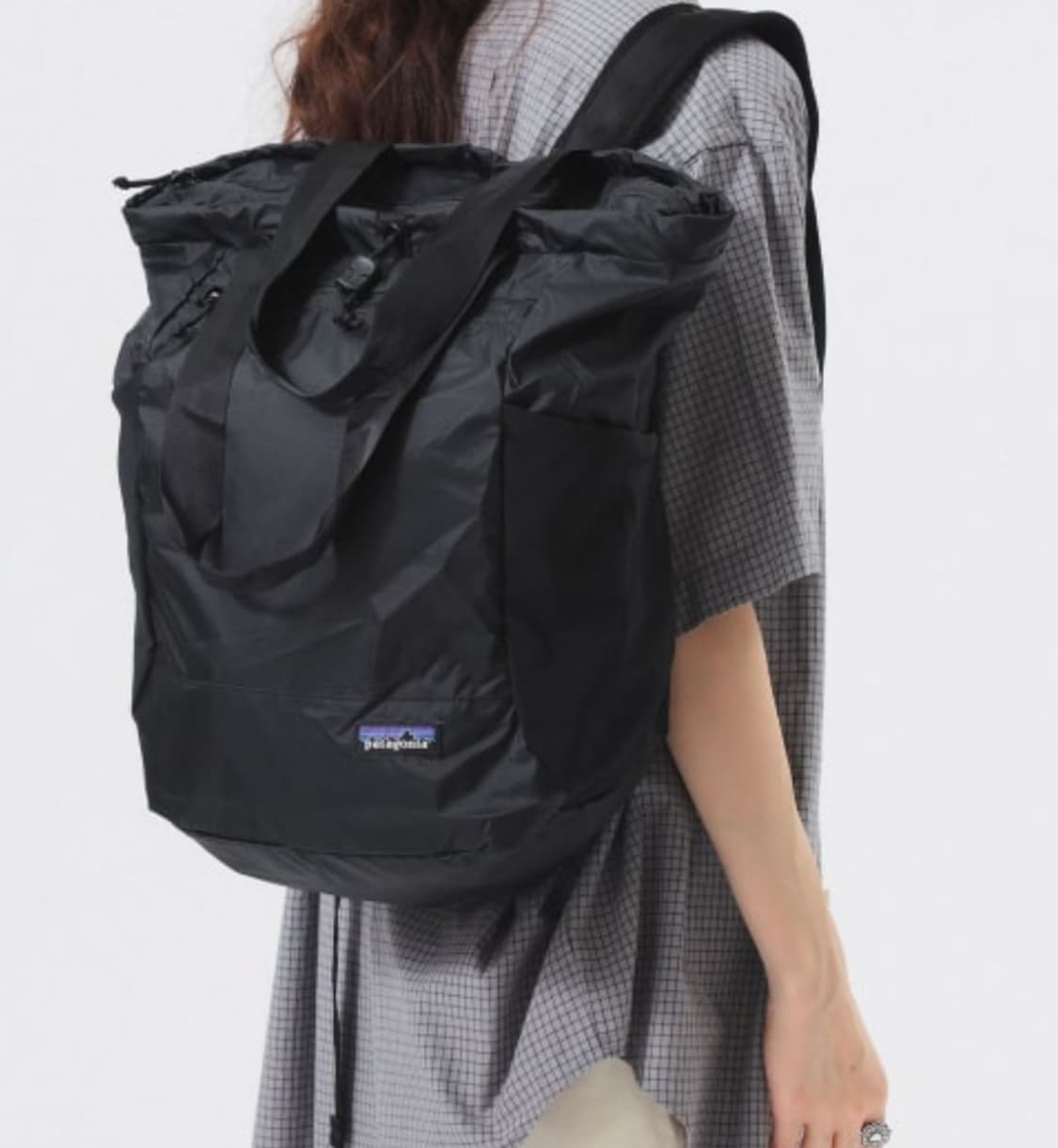 파타고니아 울트라라이트 블랙 홀 토트 팩 백팩 27L 상품이미지1