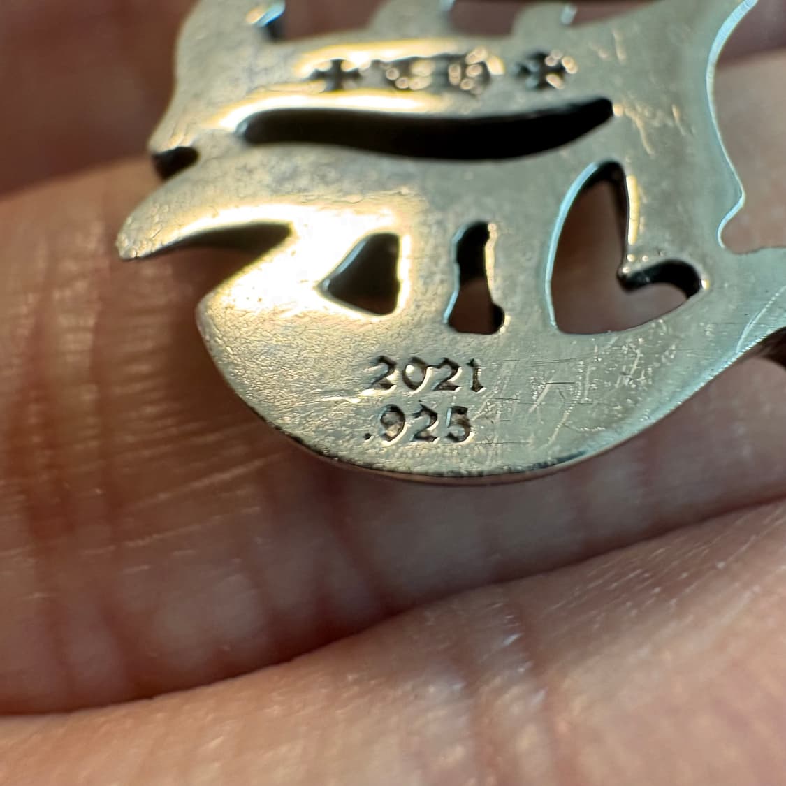 크롬하츠 CH 버티컬 로고 펜던트 상품이미지3