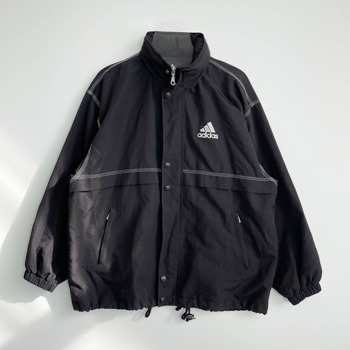 F2 아디다스 올드스쿨 스티치 블랙 바람막 95사이즈 상품이미지1