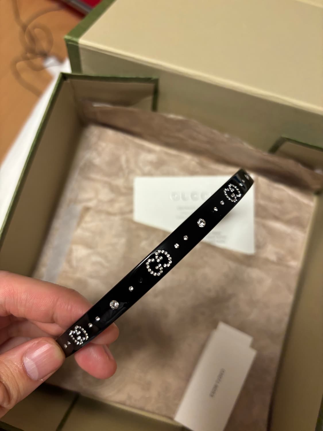 구찌 크리스털 헤어밴드 로고 머리띠 상품이미지5