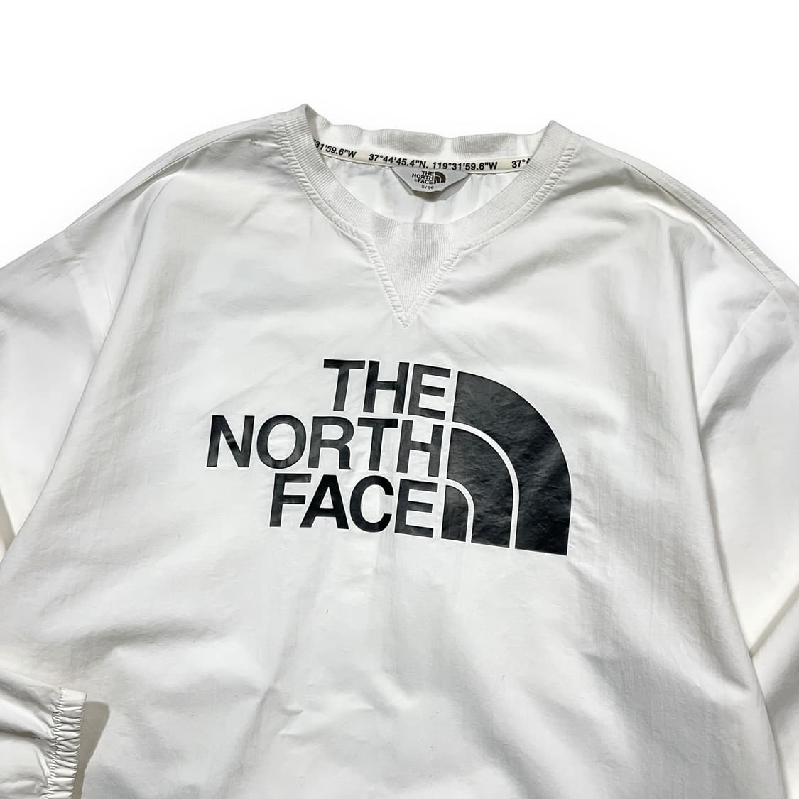 노스페이스 빅로고 화이트 웜업 상품이미지2