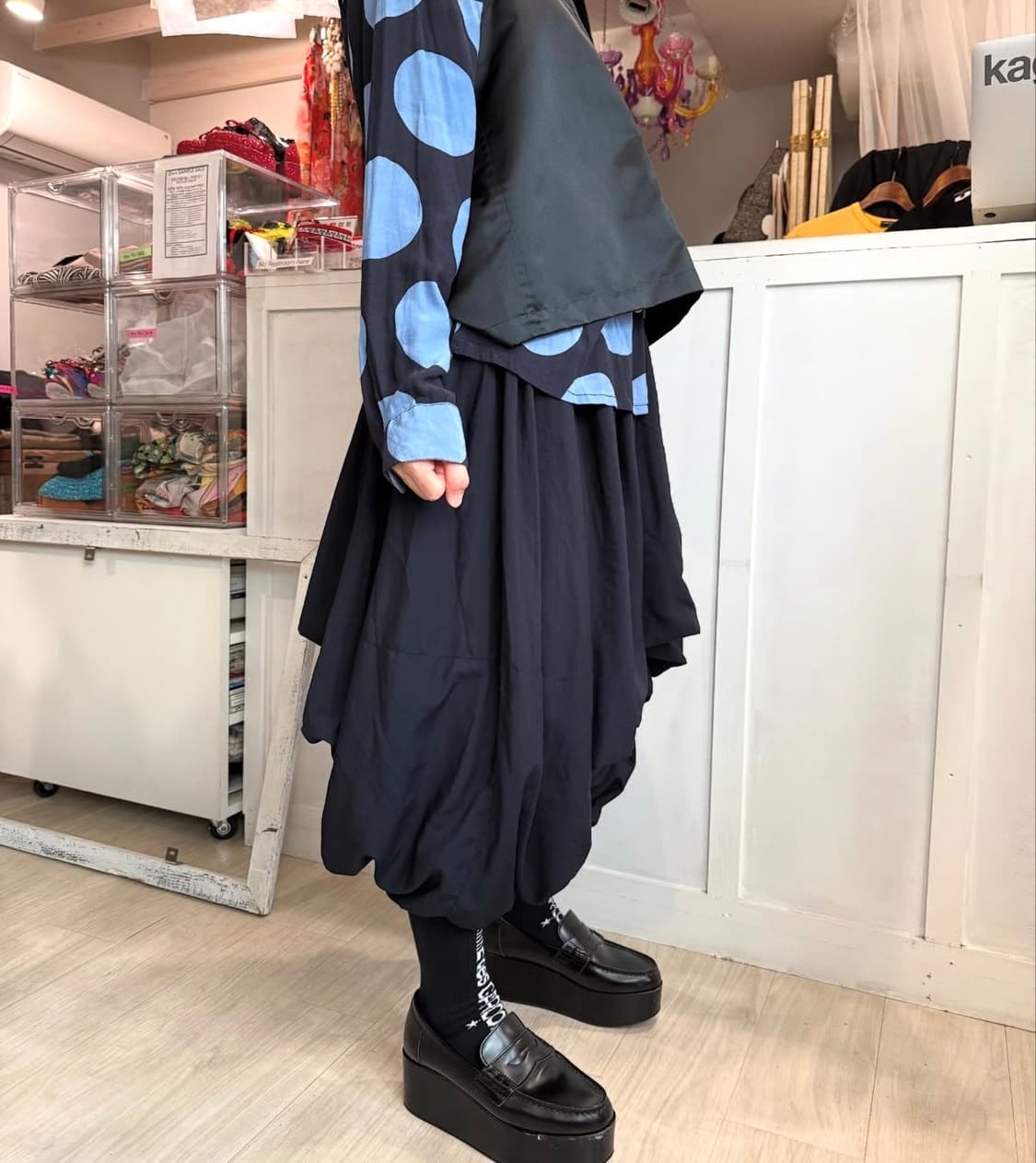 20ss 꼼데가르송 메인라인 드레이프 벌룬팬츠 xs 상품이미지2