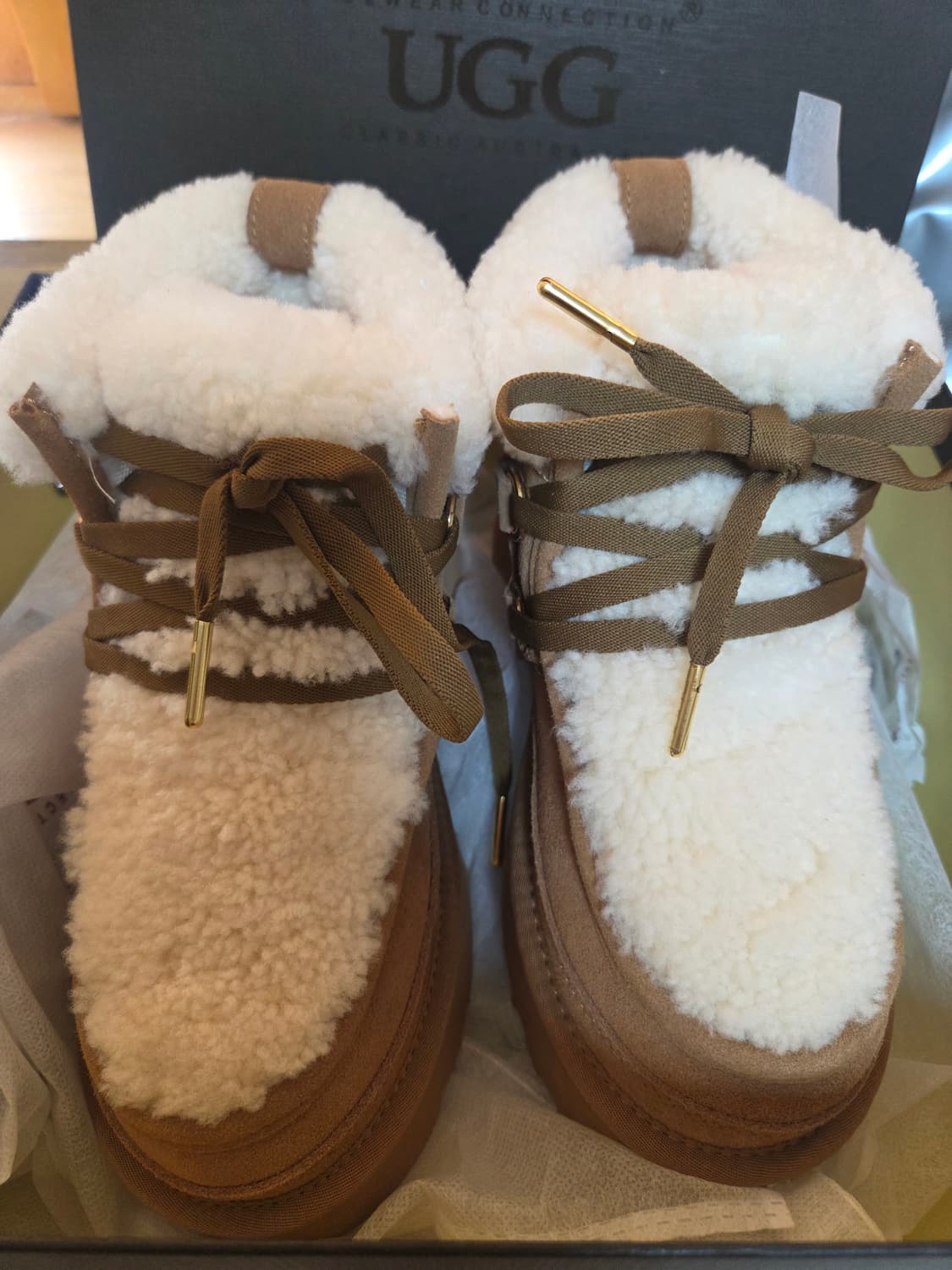 호주어그웨어 25FW 기나 레이스업 양털부츠 230 상품이미지5