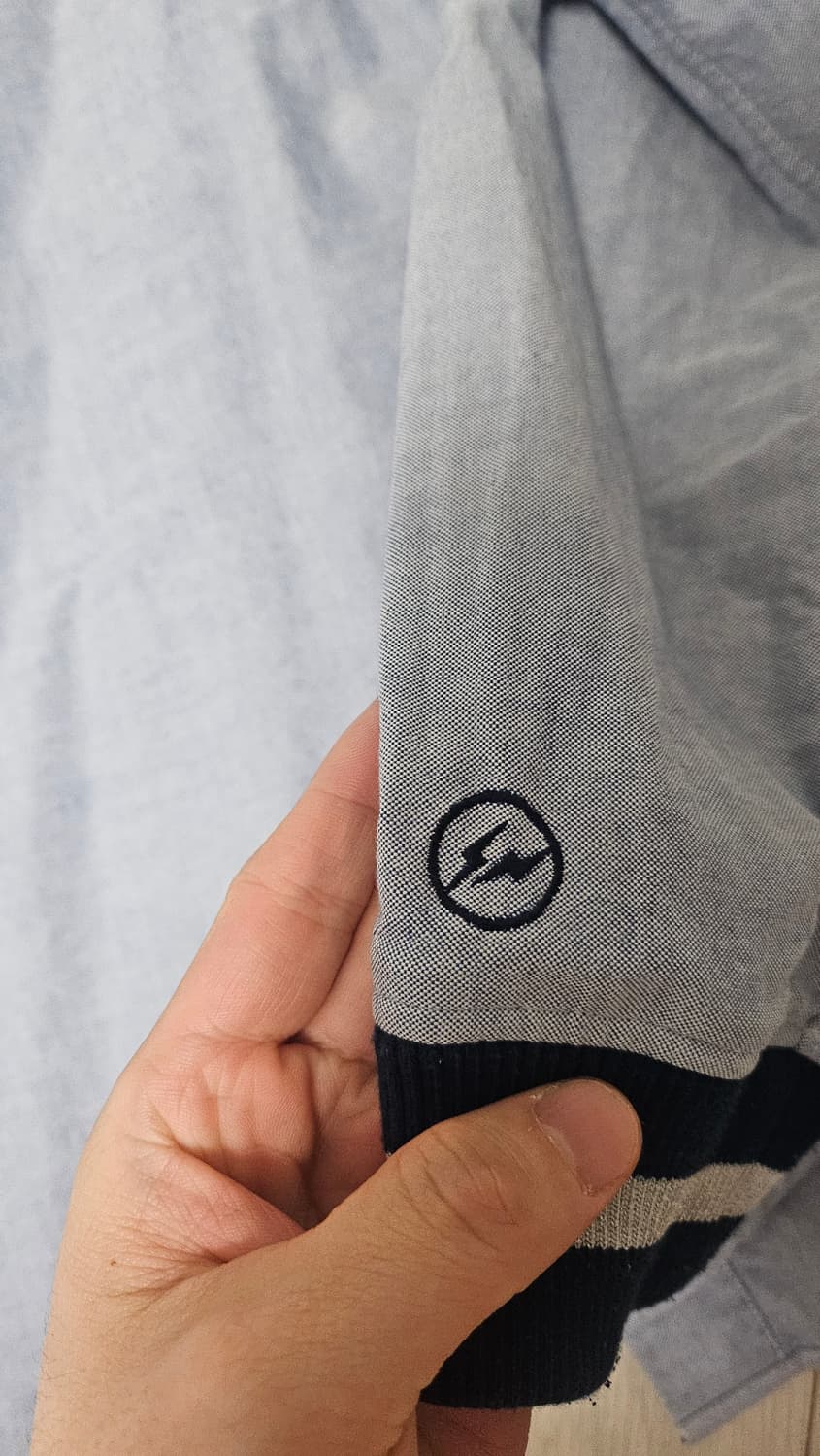 칼하트 유니폼익스페리먼트 콜라보 셔츠 상품이미지2