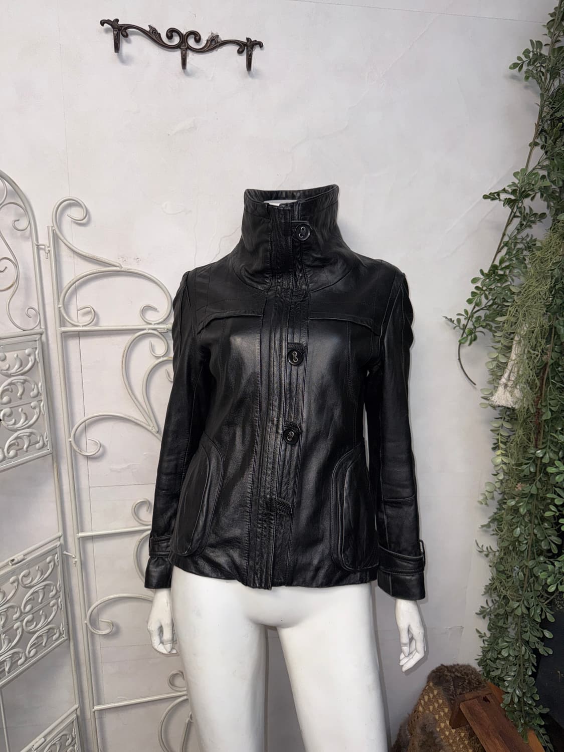 Black lamb skin high neck button jacket  상품이미지7