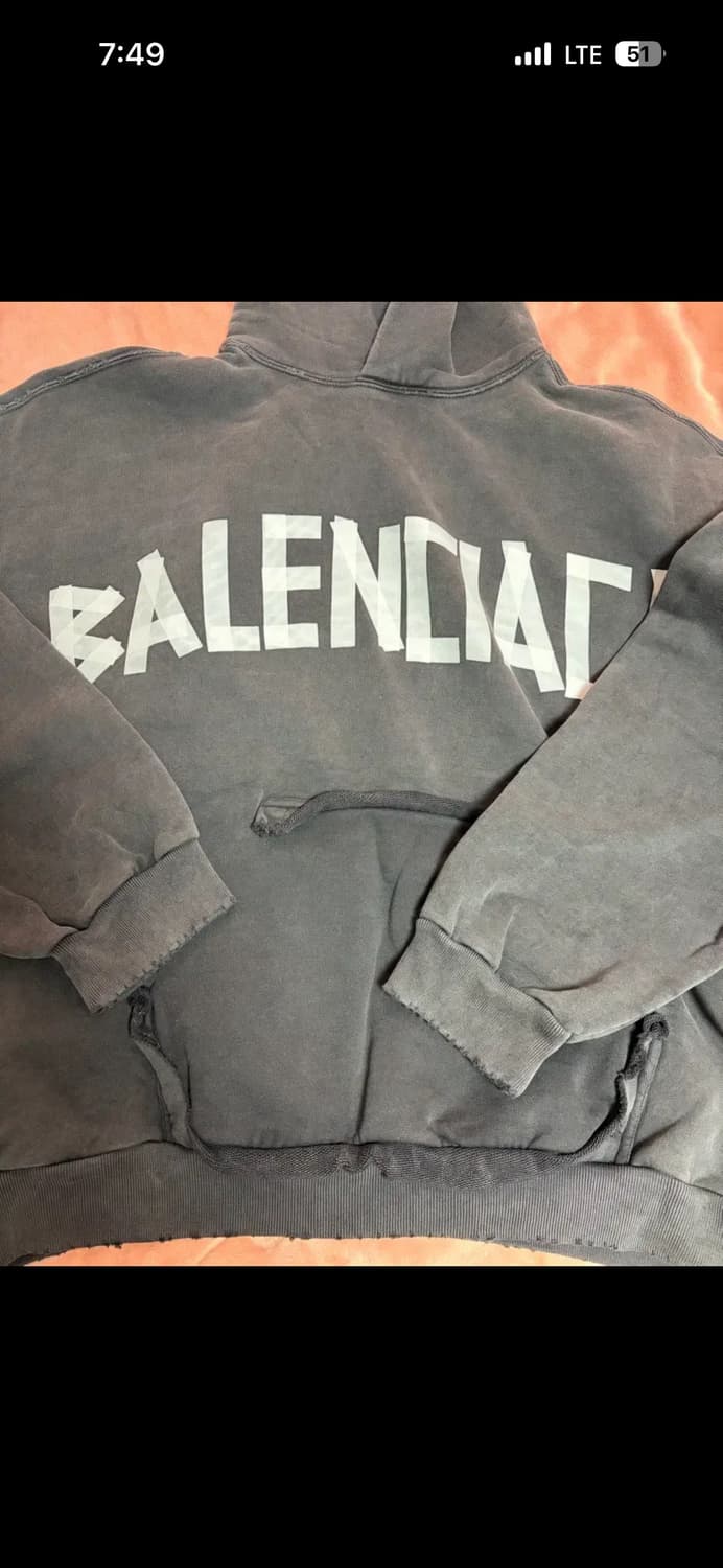 발렌시아가 테이프로고 후드 m사이즈 그레이팝니다! 상품이미지3