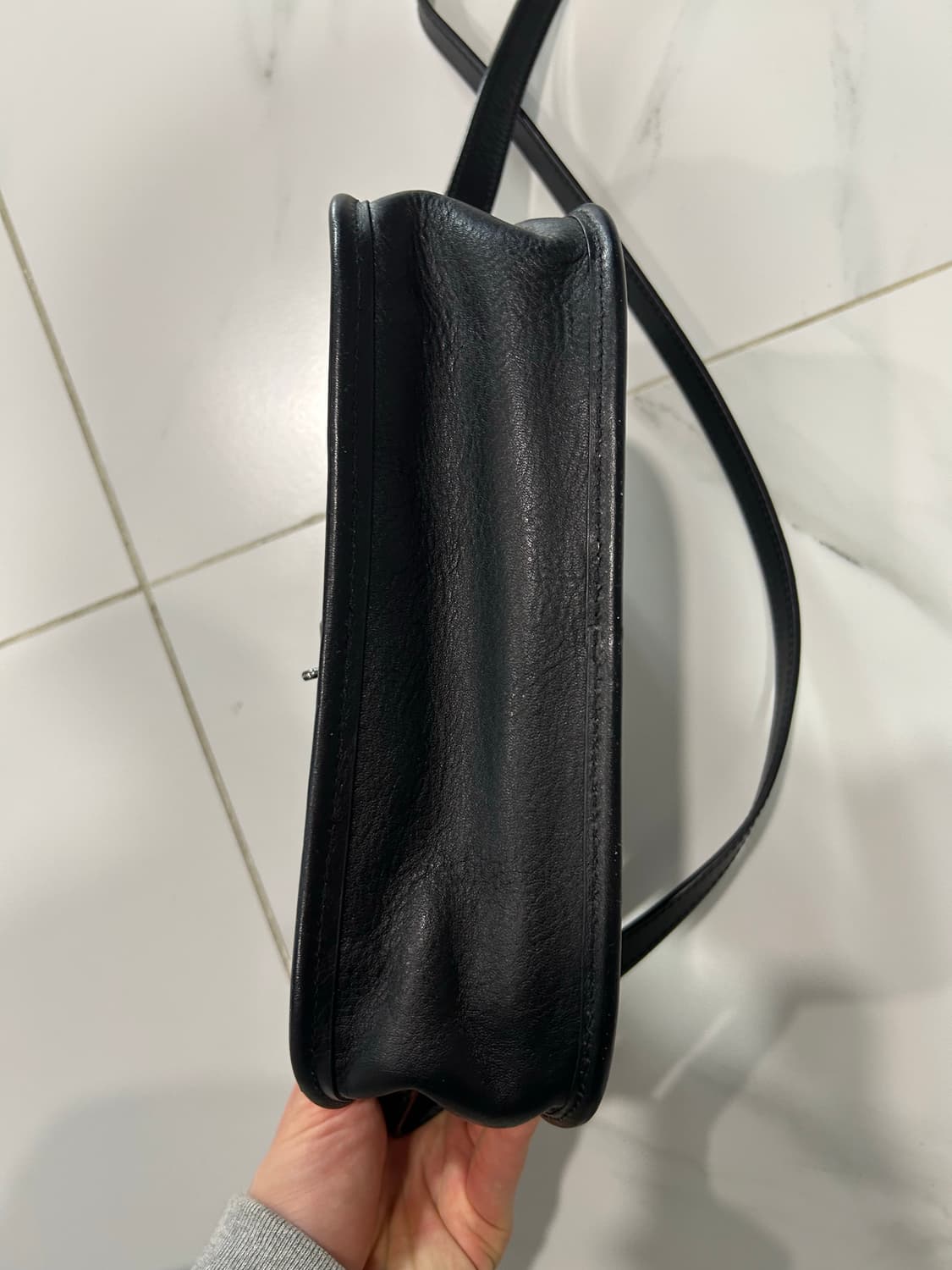 아트이프엑츠 카트리지 레더백 상품이미지7