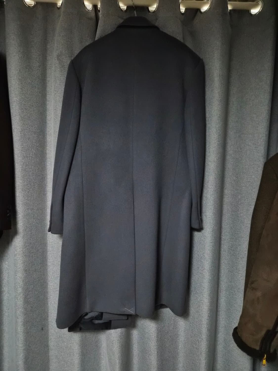 송지오옴므 더블 레이어드 비대칭 코트 팝니다 우영미 타임옴므 솔리드옴므 상품이미지4