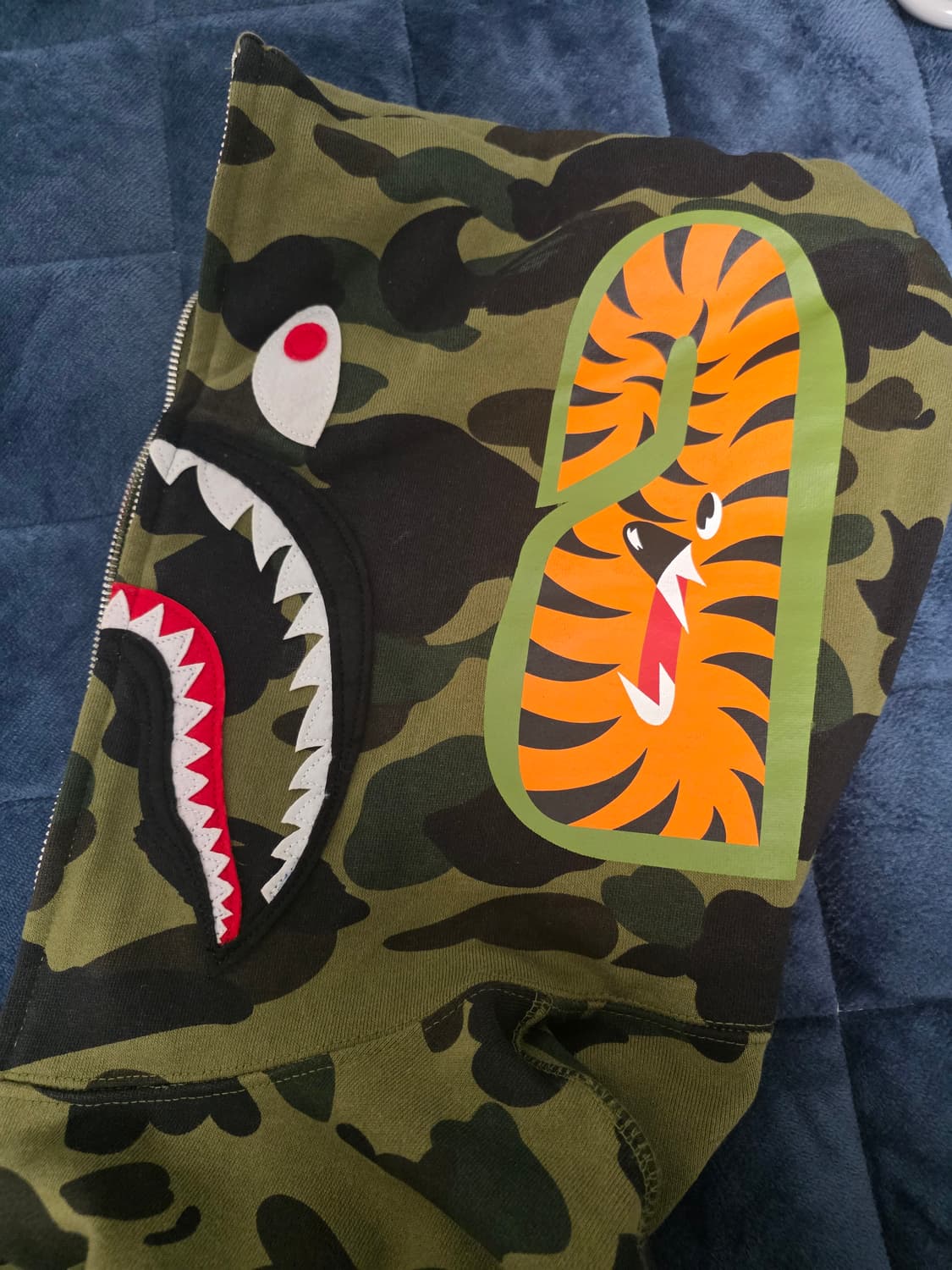 베이프 녹계 후드집업 상품이미지3