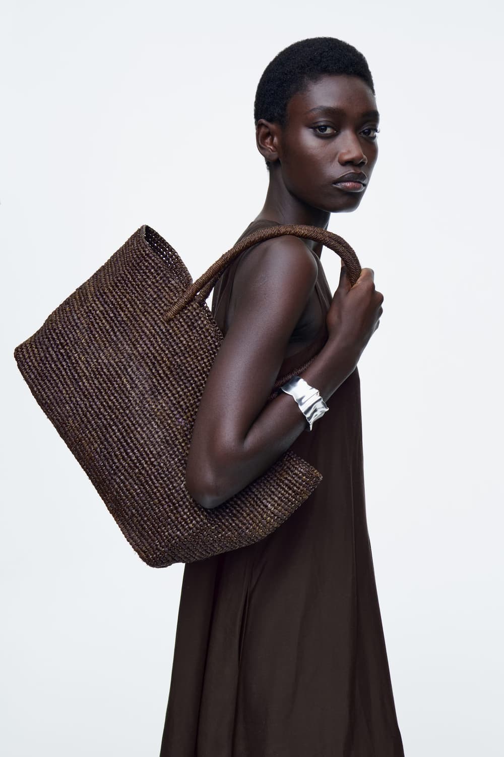 cos 코스 우즌 토트백 다크브라운 상품이미지1