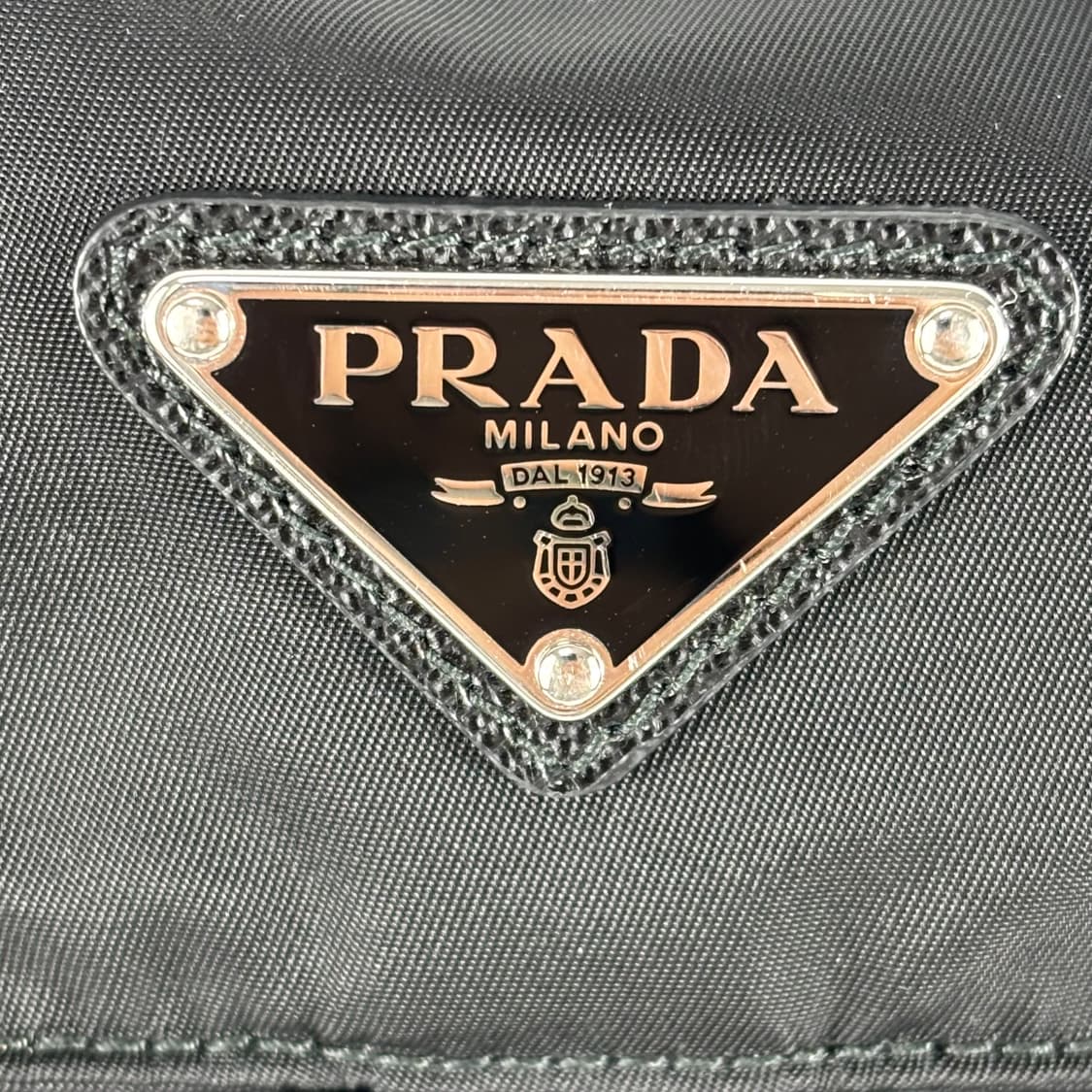 (새상품급)프라다 사피아노&리나일론 미디움 신형 백팩 상품이미지5