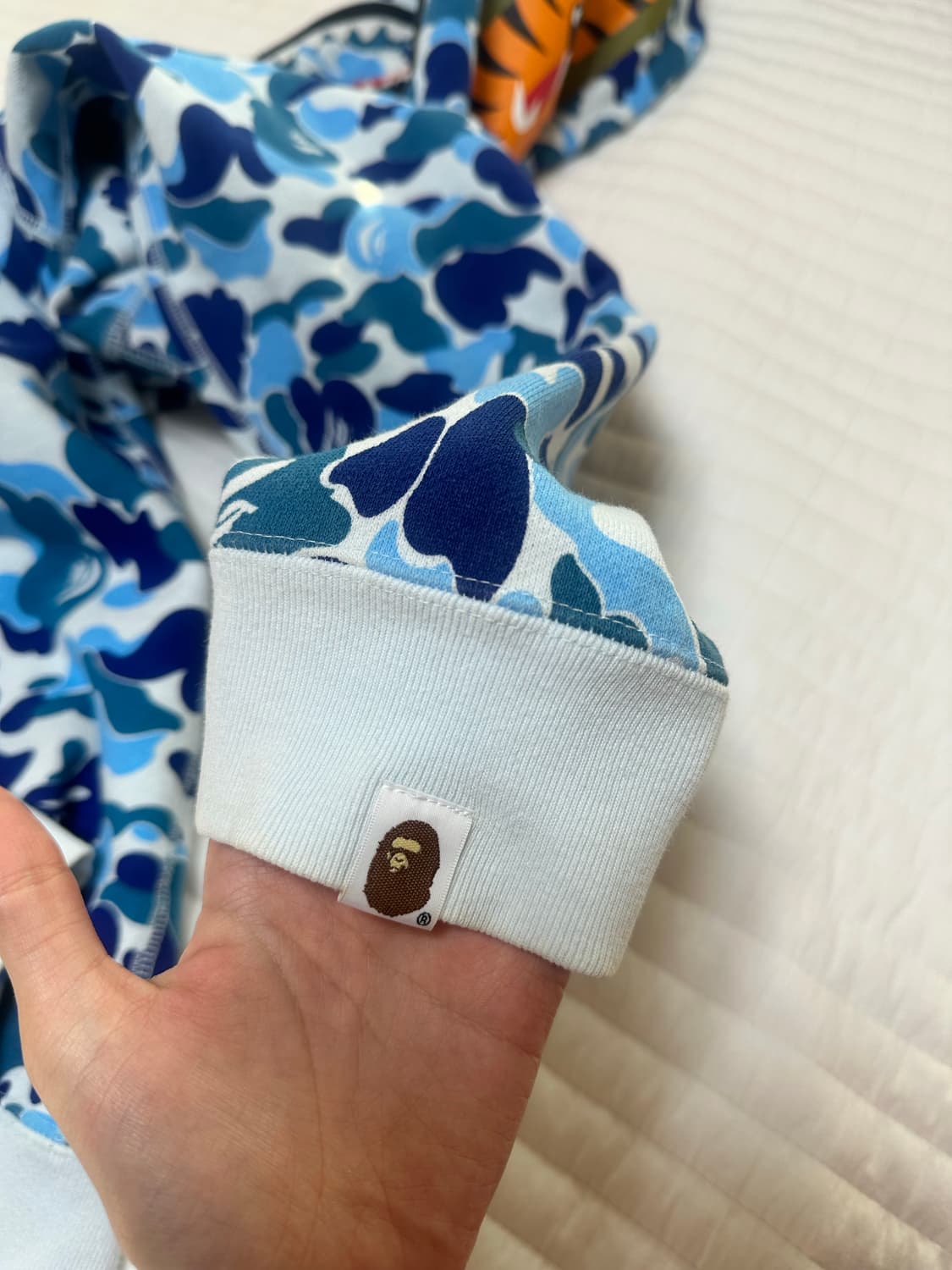 베이프 ABC 샤크 카모 후드집업 블루 상품이미지5