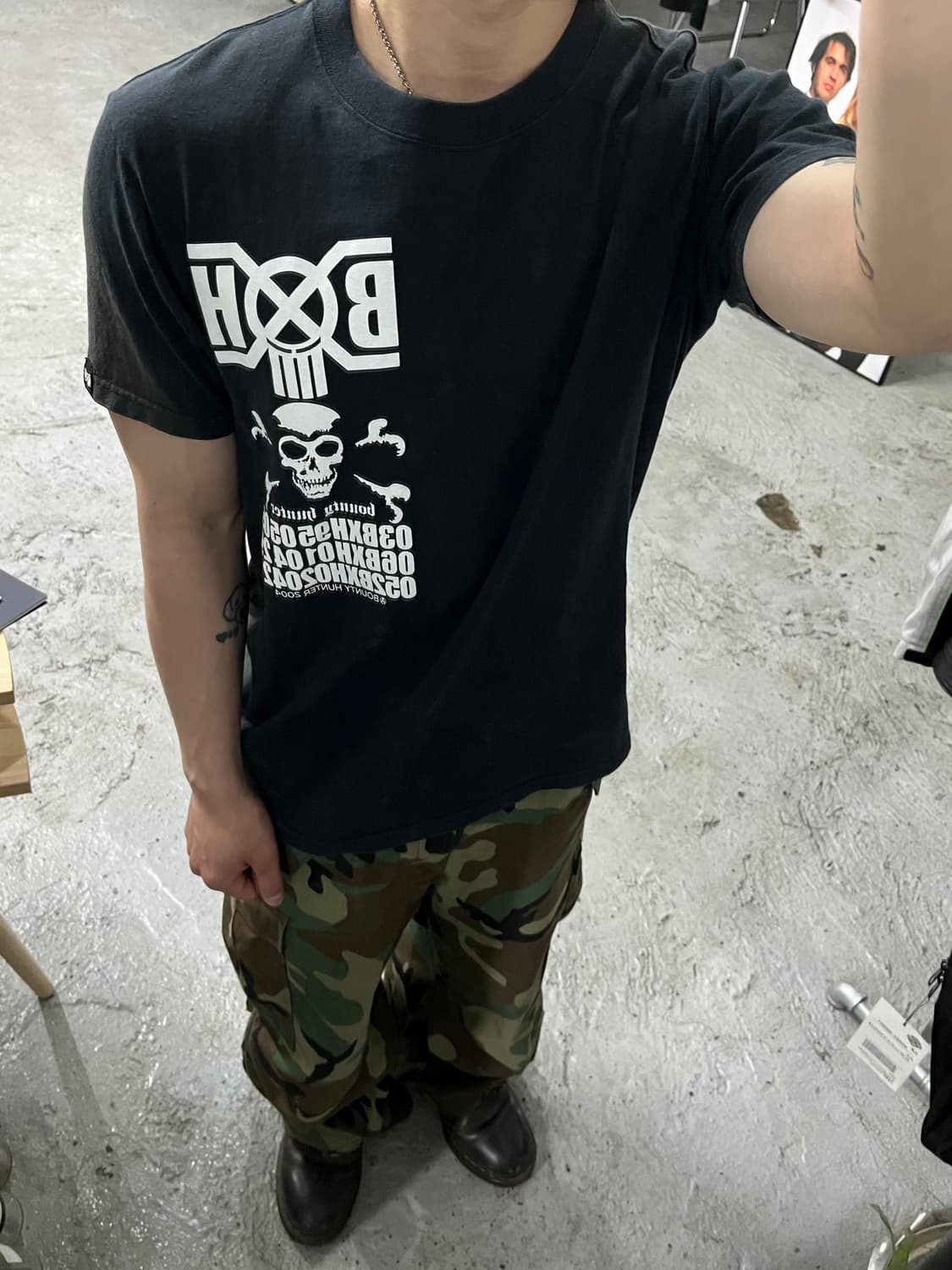 2000s Bounty Hunter faded tee  🇯🇵 상품이미지3