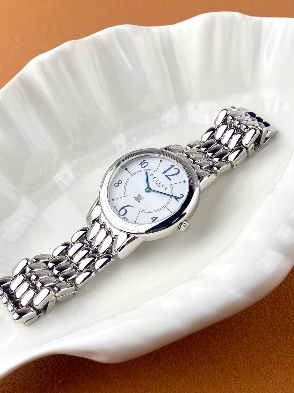 CELINE white round steel watch UNISEX 상품이미지1