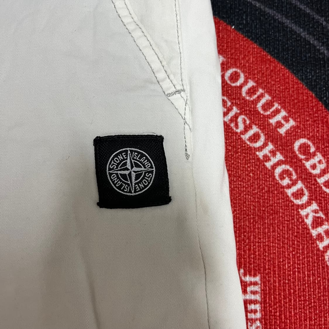 스톤아일랜드 로고 남성 조거팬츠 상품이미지2