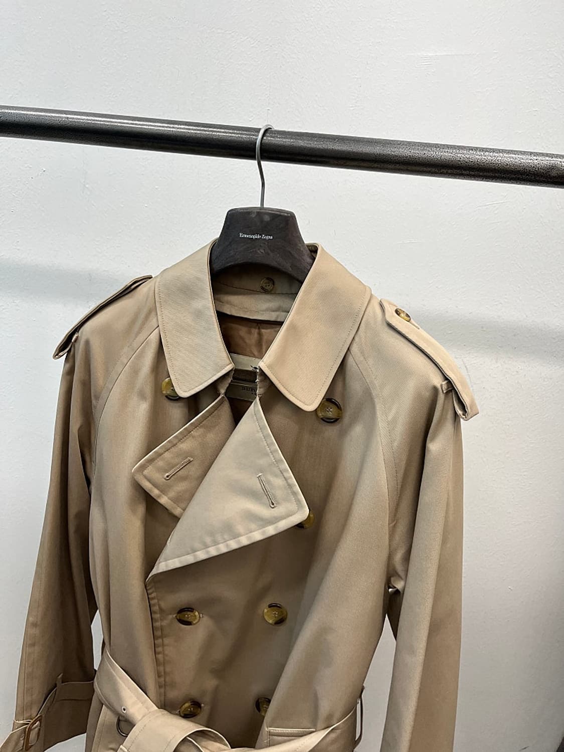 105) 버버리 런던 개버딘 내피 트렌치코트  상품이미지4