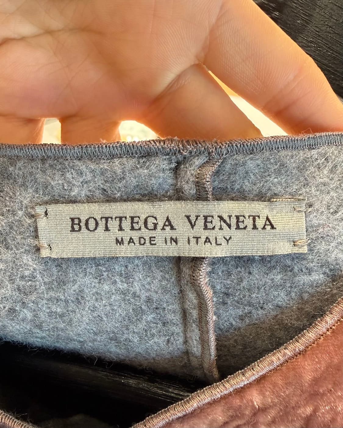 보테가 베네타 핑크 벨벳 벨티드 코트  상품이미지8