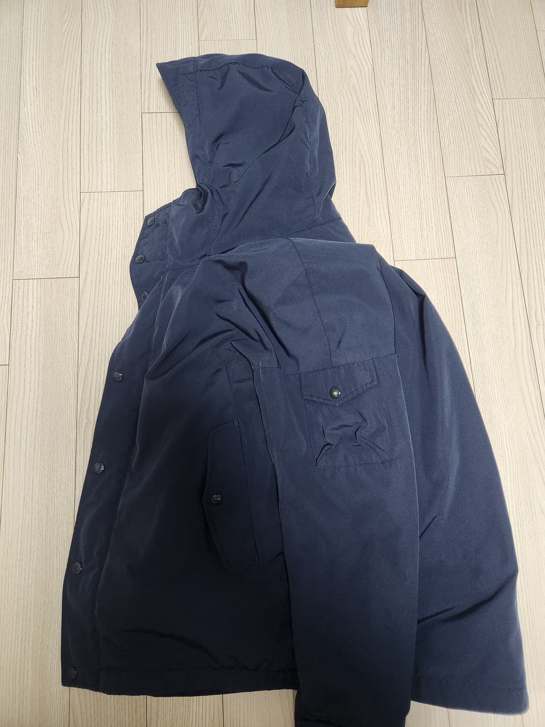 빔즈 자켓  팔아요. 컨디션 최고 상품이미지2