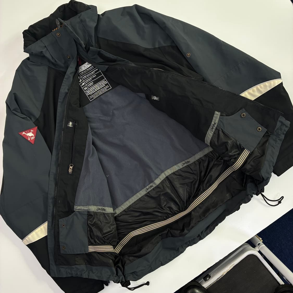 Oakley 오클리 아카이브 패치 써클 TEX10.000 자켓 상품이미지2