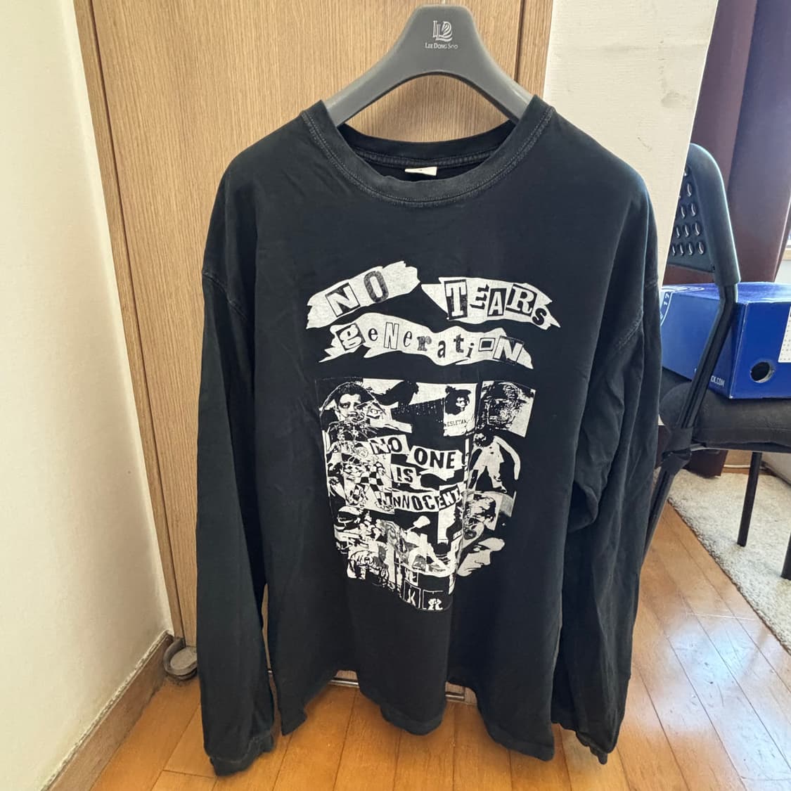 블랙아웃 피어스 롱슬리브 M 상품이미지1