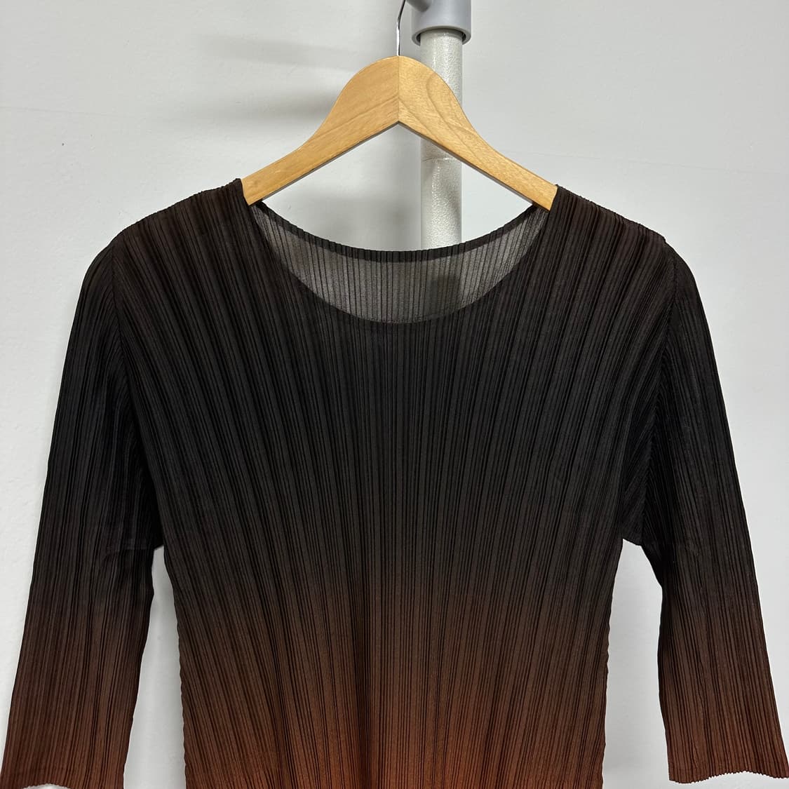 이세이미야케 플리츠플리즈 그라데이션 롱 탑 상품이미지2