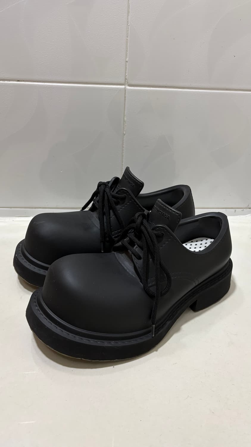 발렌시아가 스테로이드 더비 40size 상품이미지1