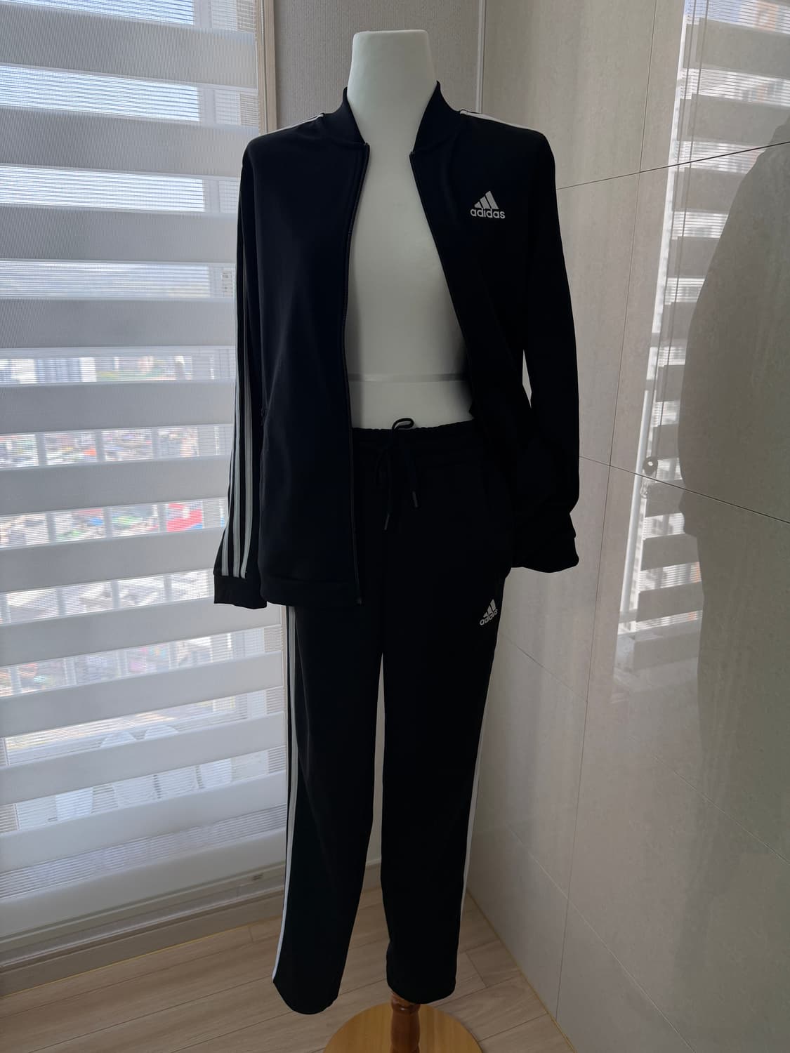 아디다스 블랙 져지,트레이닝 세트 M 상품이미지1