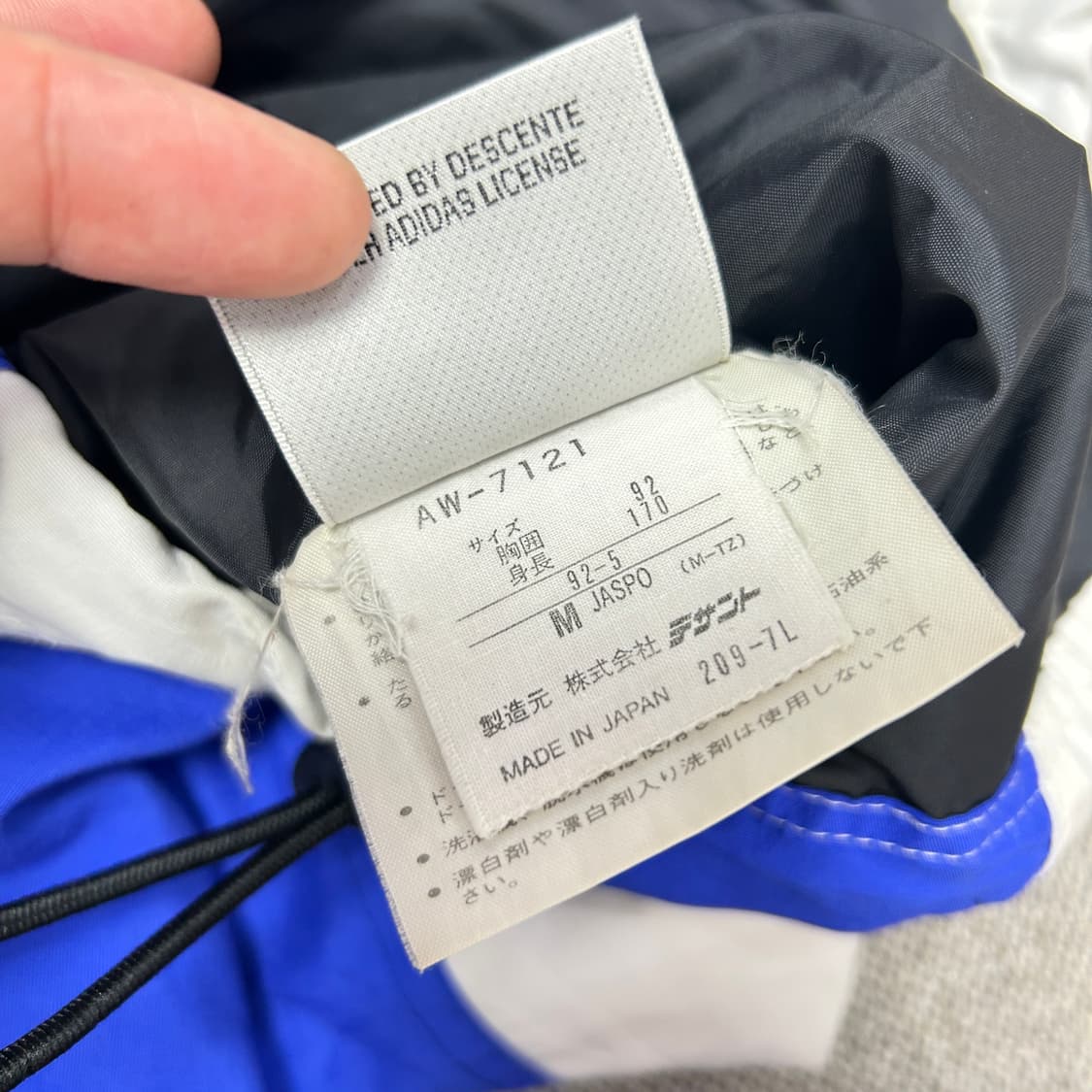 (일본판)아디다스 올드스쿨 오버핏 파이어버드 아노락(M) 상품이미지4