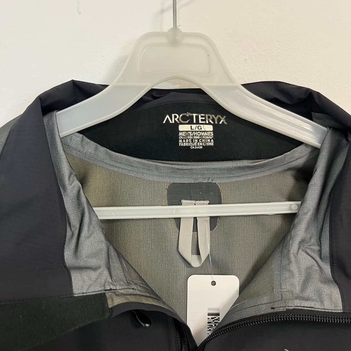 Arc’teryx Theta AR Gore-Tex windbreaker 상품이미지6