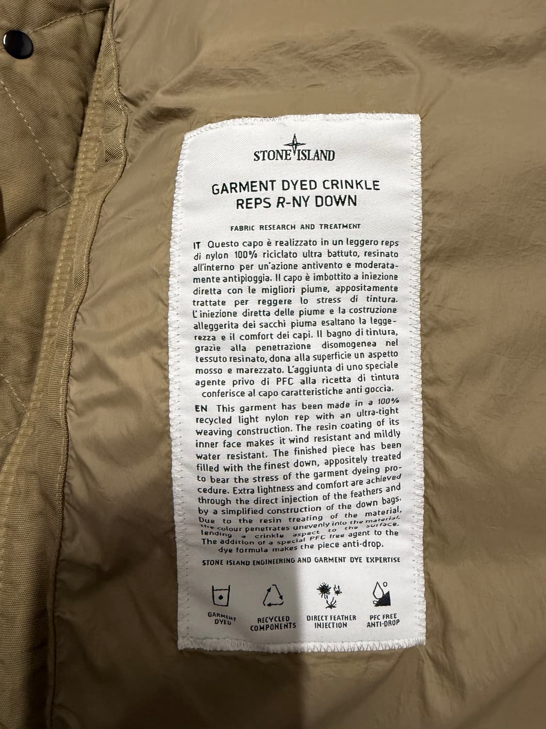 24FW 스톤 아일랜드 가먼트 다이 크링클 랩스 패딩 상품이미지2