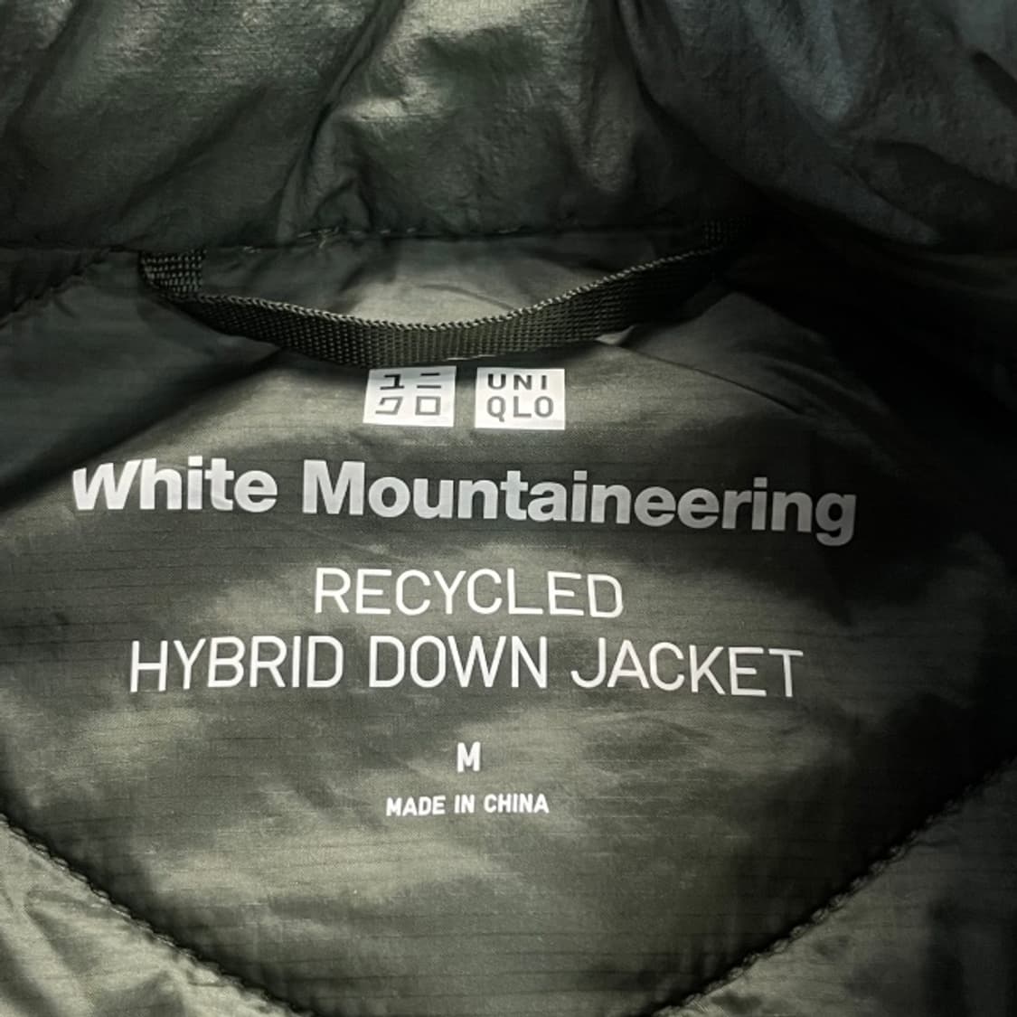 95-100 유니클로 x 화이트 마운티니어링 하이브리드 다운 자켓 상품이미지3