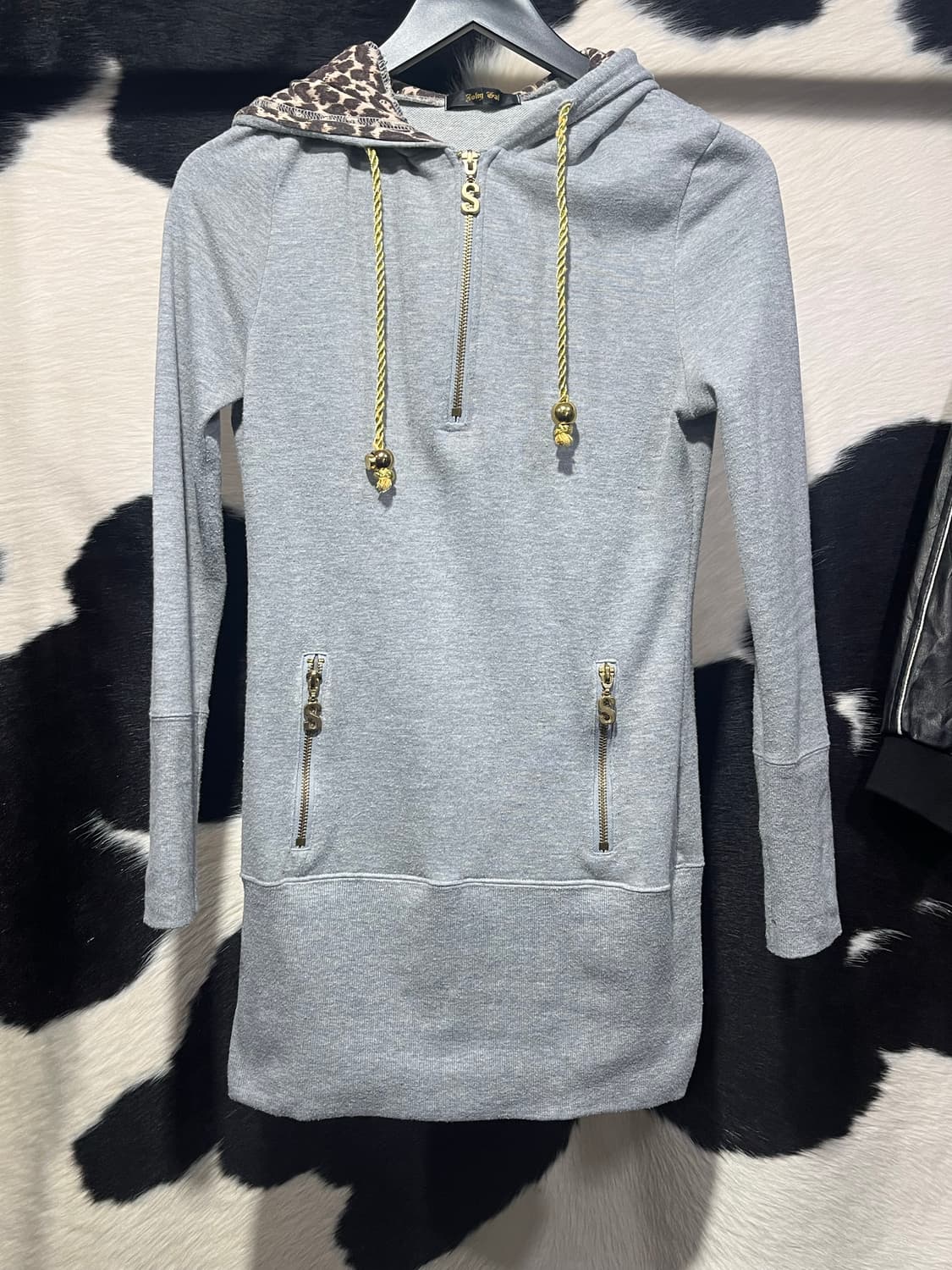 슬림핏 고양이귀 포인트 후드 원피스 상품이미지3