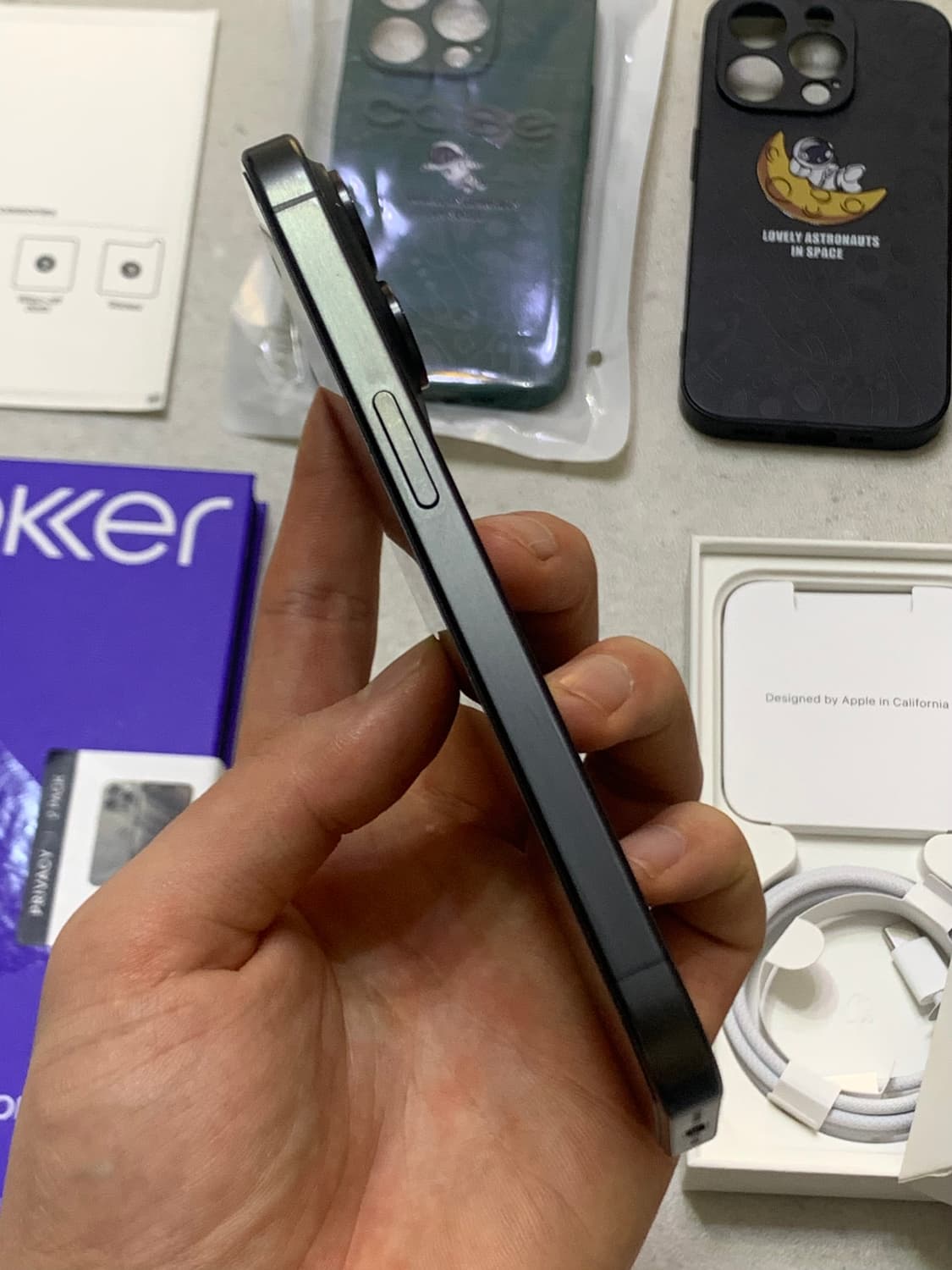 상태최상 아이폰 15프로 티타늄 블랙 256G 배터리 95% 상품이미지6