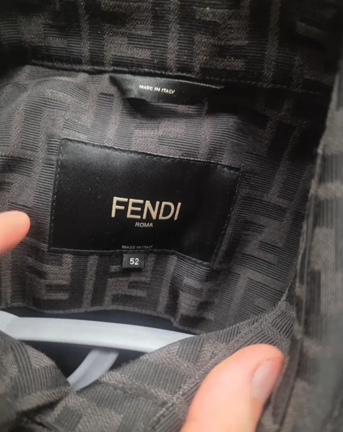 [300만원]펜디 자카드 오버셔츠 자켓 블랙 팝니다 상품이미지5