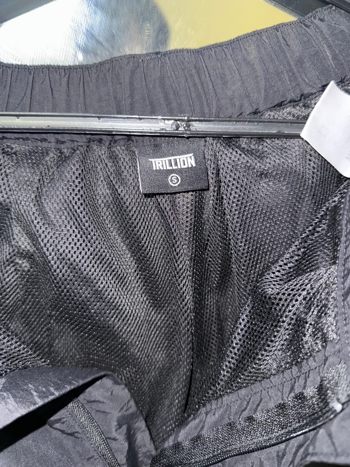 트릴리온 나일론 투 턱 셔링 카고 팬츠 (BLACK)s 상품이미지4