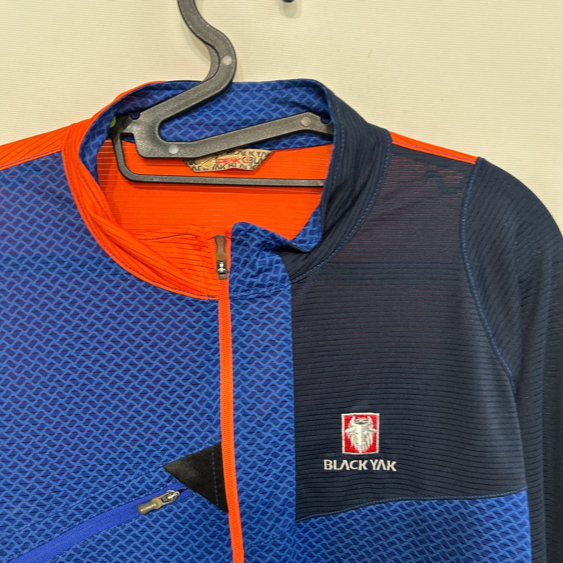 블랙야크 남성 반집업 티셔츠 105 상품이미지2