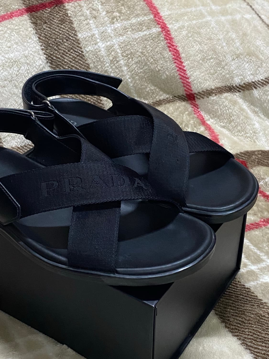 PRADA 프라다 남성 샌들 8 상품이미지6