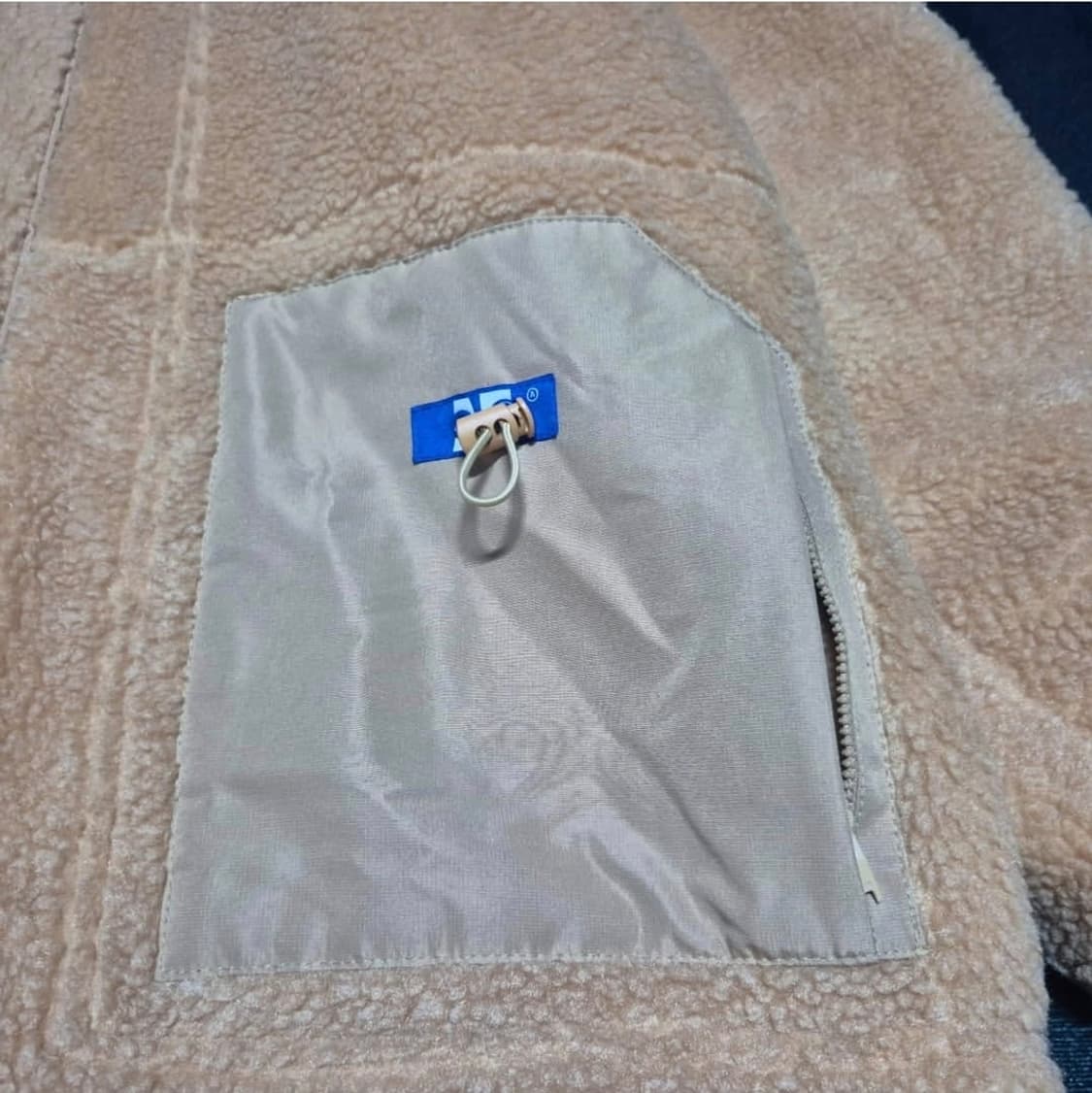 아더에러 19F/W 베이지 테디 피쉬테일 플리스 파카 3 상품이미지2