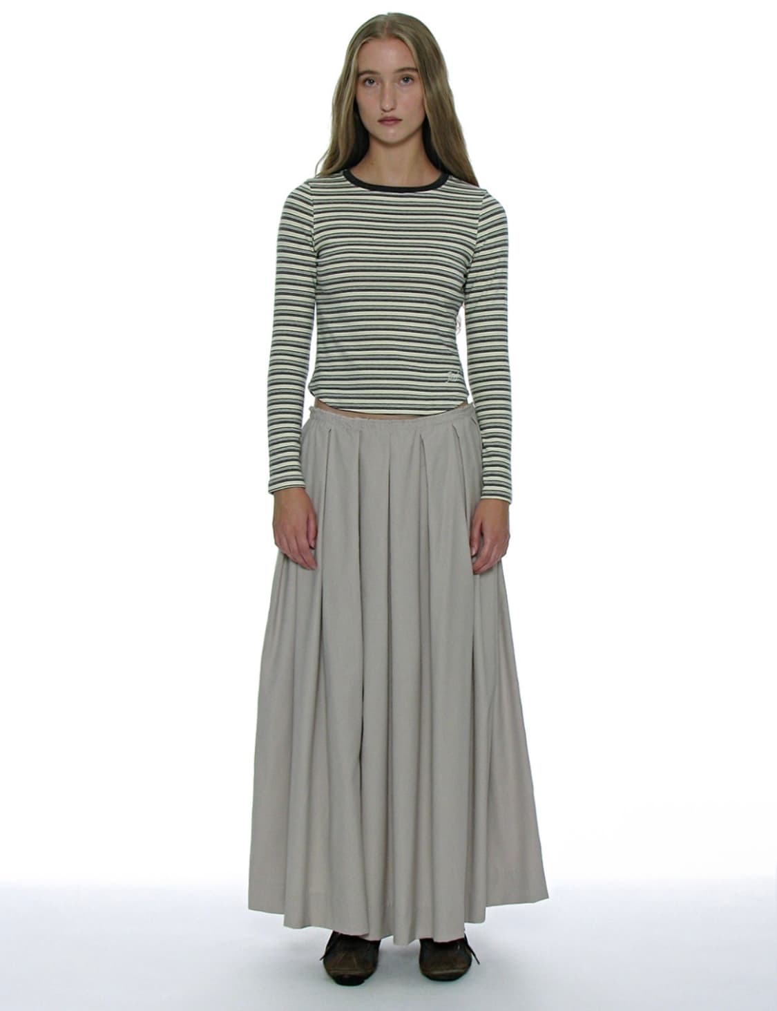 컷 오프 게더링 플리츠 맥시 스커트 에크루 상품이미지1