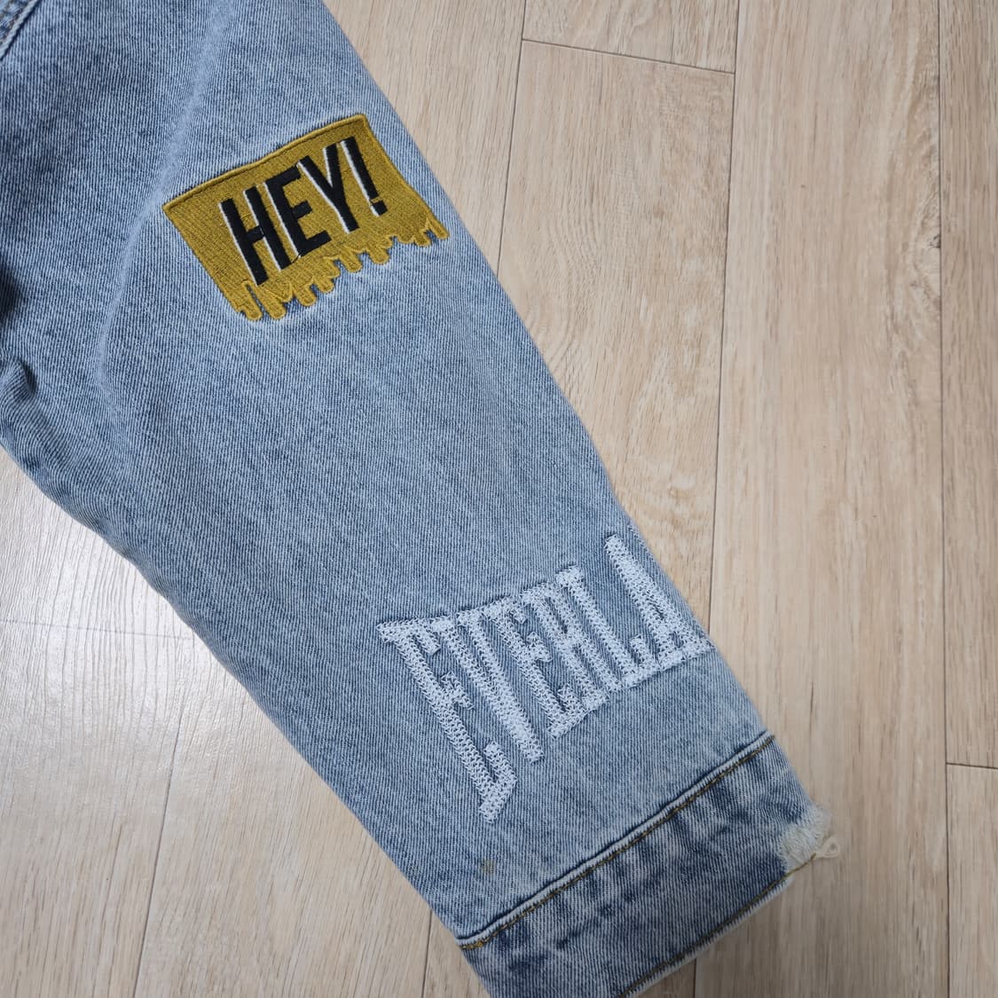 남여공용 오버핏 패치 데님 자켓 상품이미지4