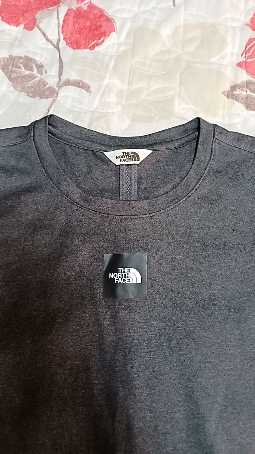 노스페이스 기능성티 95 여성66 가슴49 기장65 상품이미지3