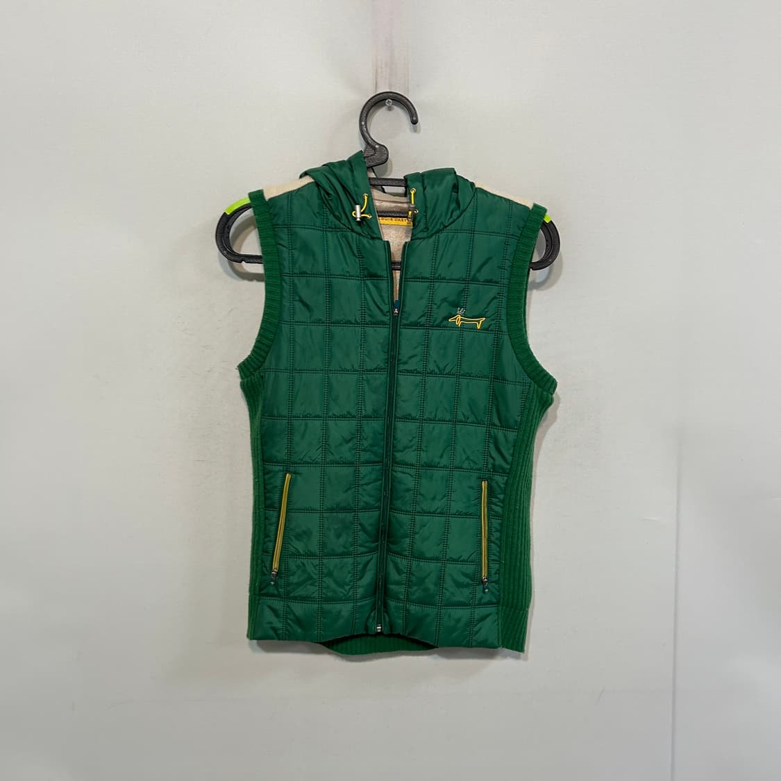 루이까스텔 여성 방풍니트 조끼 90 상품이미지1