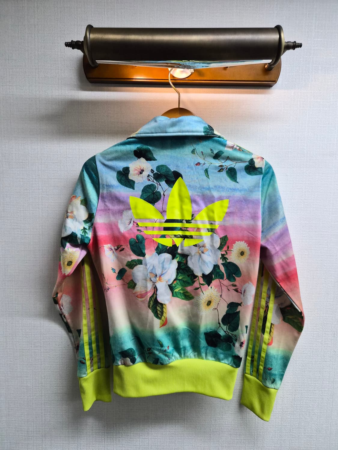 우먼 85) 아디다스 플로라리나 파이어버드 져지 팝니다 상품이미지2