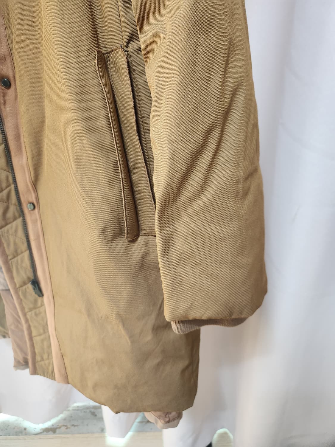 구호 거위털 패딩 코트  (베스트따로입을수있음) 상품이미지9