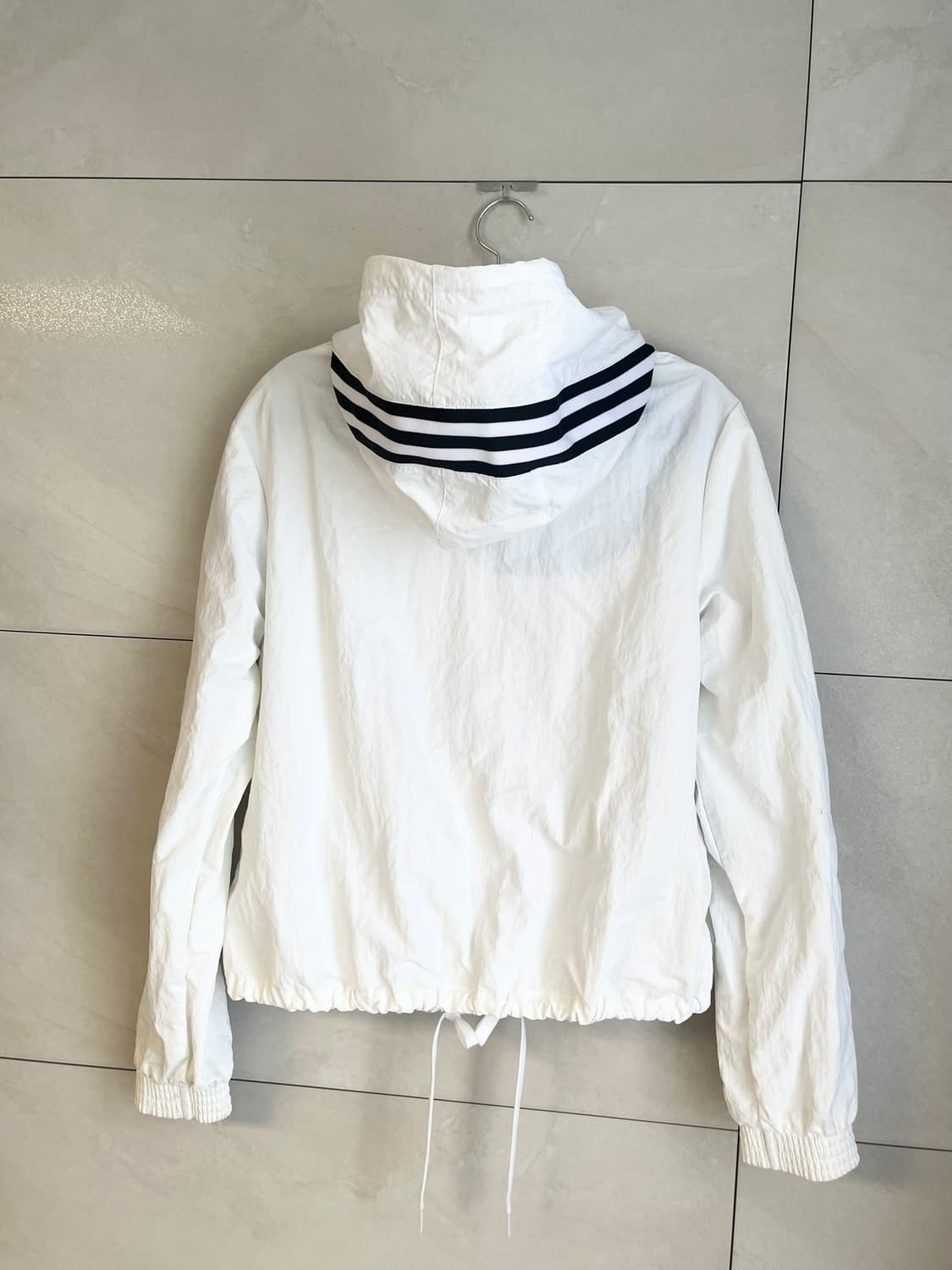 아디다스 파이어버드 화이트 바람막이 (S size)  상품이미지9