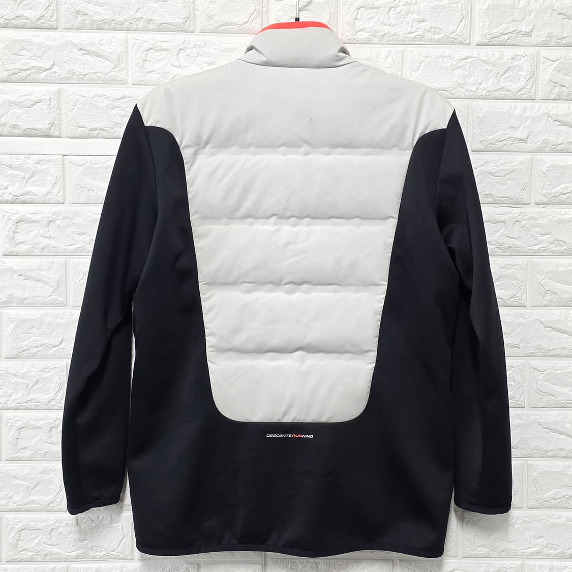 택포)데상트 남성 하이브리드 덕다운 집업 105 상품이미지4
