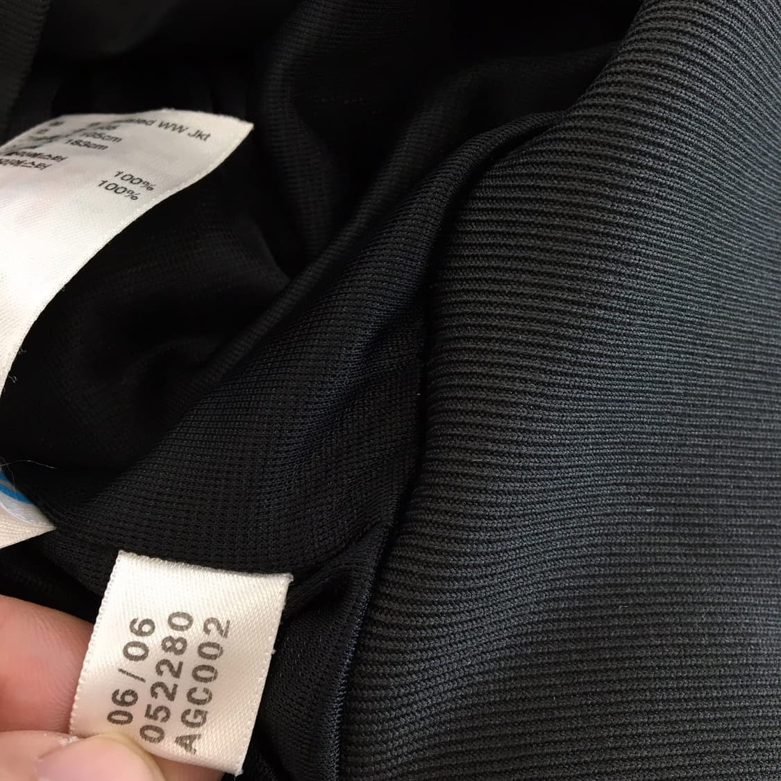 아디다스 블랙 골드 우븐자켓 105  상품이미지7