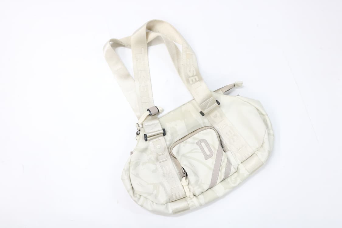 DIESEL 디젤 빈티지 카모 패턴 자카드 로고 스트랩 숄더백 상품이미지2