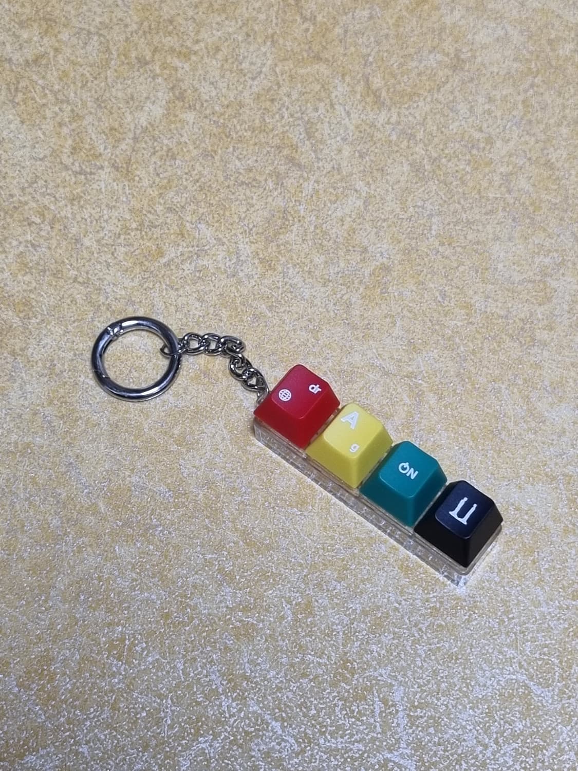 지드래곤 위버멘쉬 키캡 키링 상품이미지1