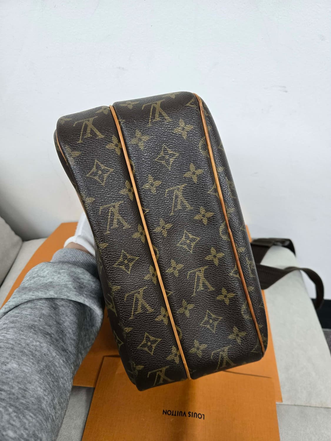 [보증서 정품] 루이비통 리포터 숄더백 상품이미지6